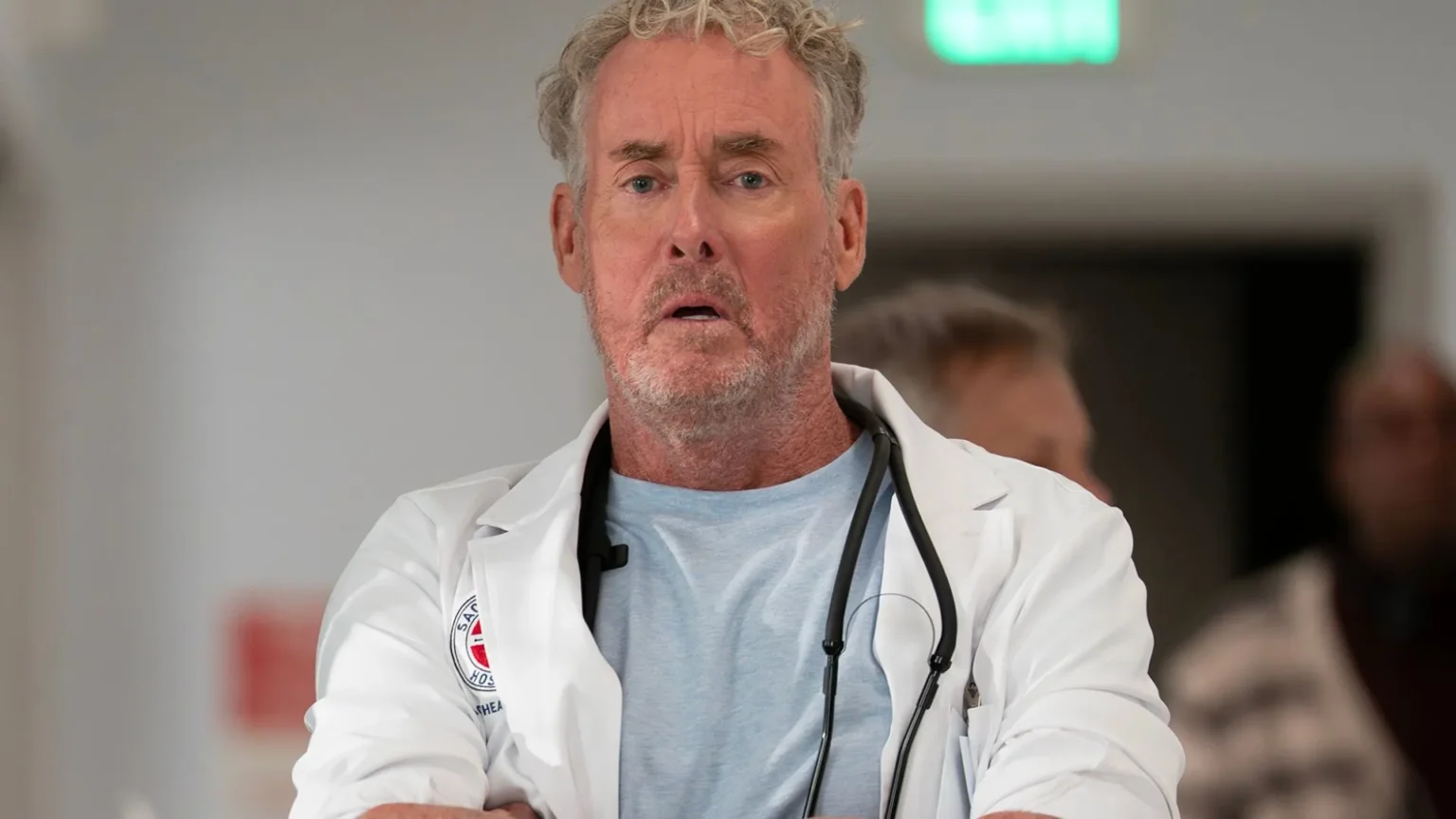 Atualização bem-humorada sobre Dr. Cox marca revival de Scrubs com piada inédita