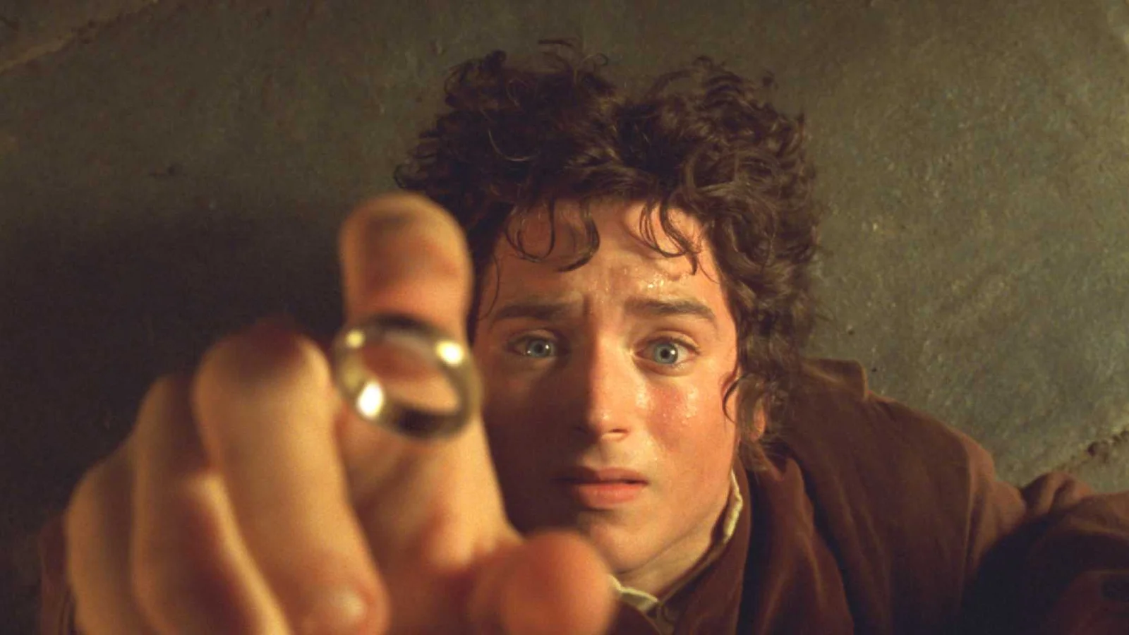 Novo filme sequência de O Senhor dos Anéis revela cena inédita sobre Frodo que promete acabar com debate entre fãs