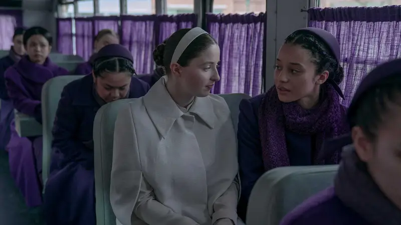 Temporada 1 de The Testaments Apresenta Introdução Lenta, Mas Promissora para Futuras Temporadas