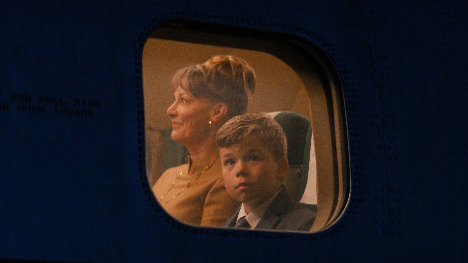 John Travolta estreia como diretor com “Propeller One-Way Night Coach” no Festival de Cannes 2026