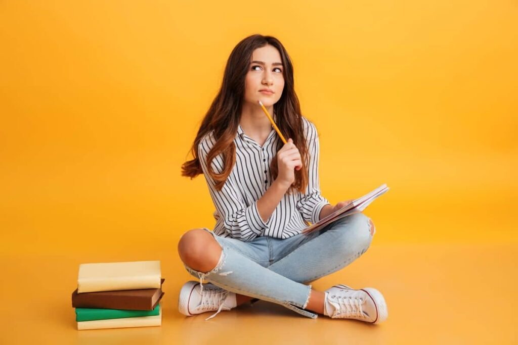 Câmara Municipal de Arapoti abre concurso com vagas para Agente Legislativo, TI, Contador e outros cargos