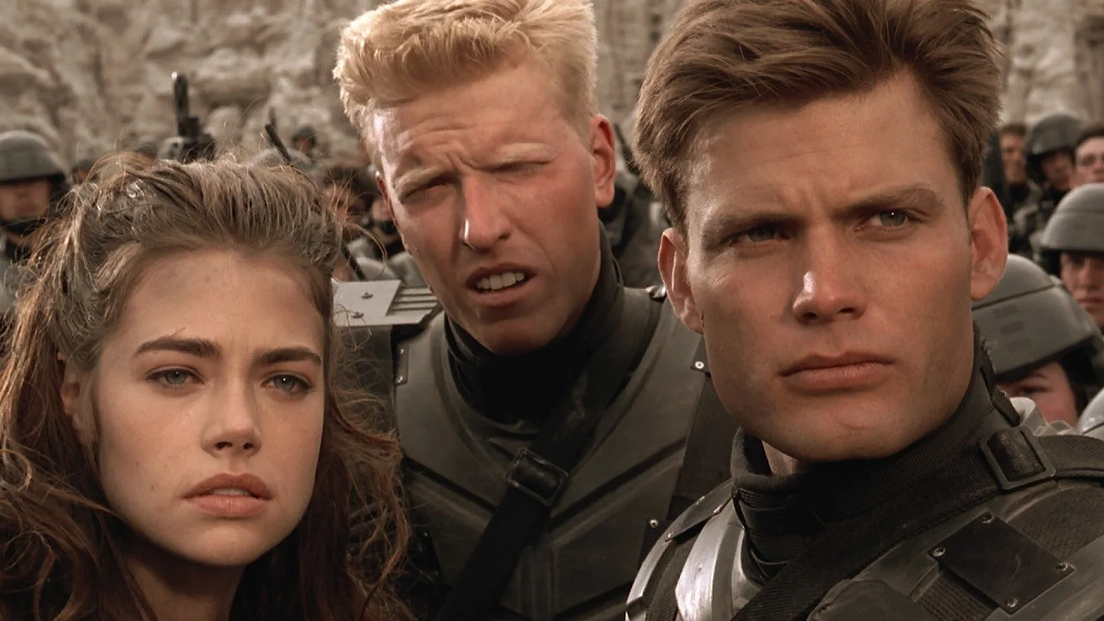 Clássico do sci-fi militar “Starship Troopers” estreia em nova plataforma de streaming gratuita