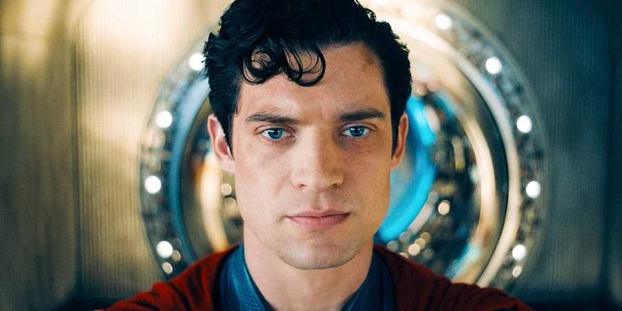 David Corenswet é o novo Superman do DCU e promete manter legado de Chris Evans na Marvel