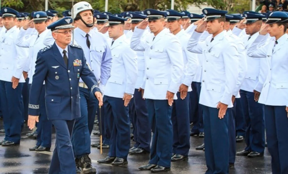 Força Aérea oferece 55 vagas para nível médio na Academia em Pirassununga