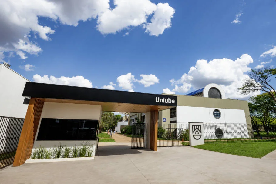 Uniube abre 2 mil vagas com bolsas integrais para graduação EaD em 2026