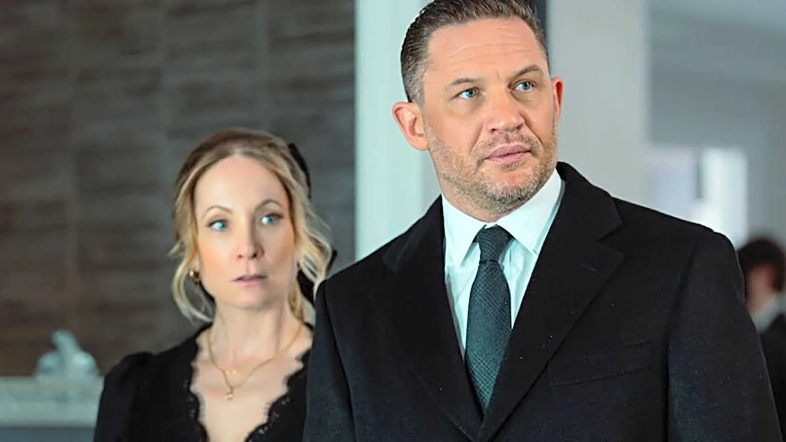 Série de crime de Guy Ritchie e Tom Hardy domina o streaming em 2025