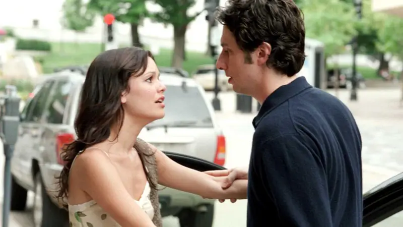 Revival de Scrubs reúne Zach Braff e Rachel Bilson e resgata filme polêmico de 2006