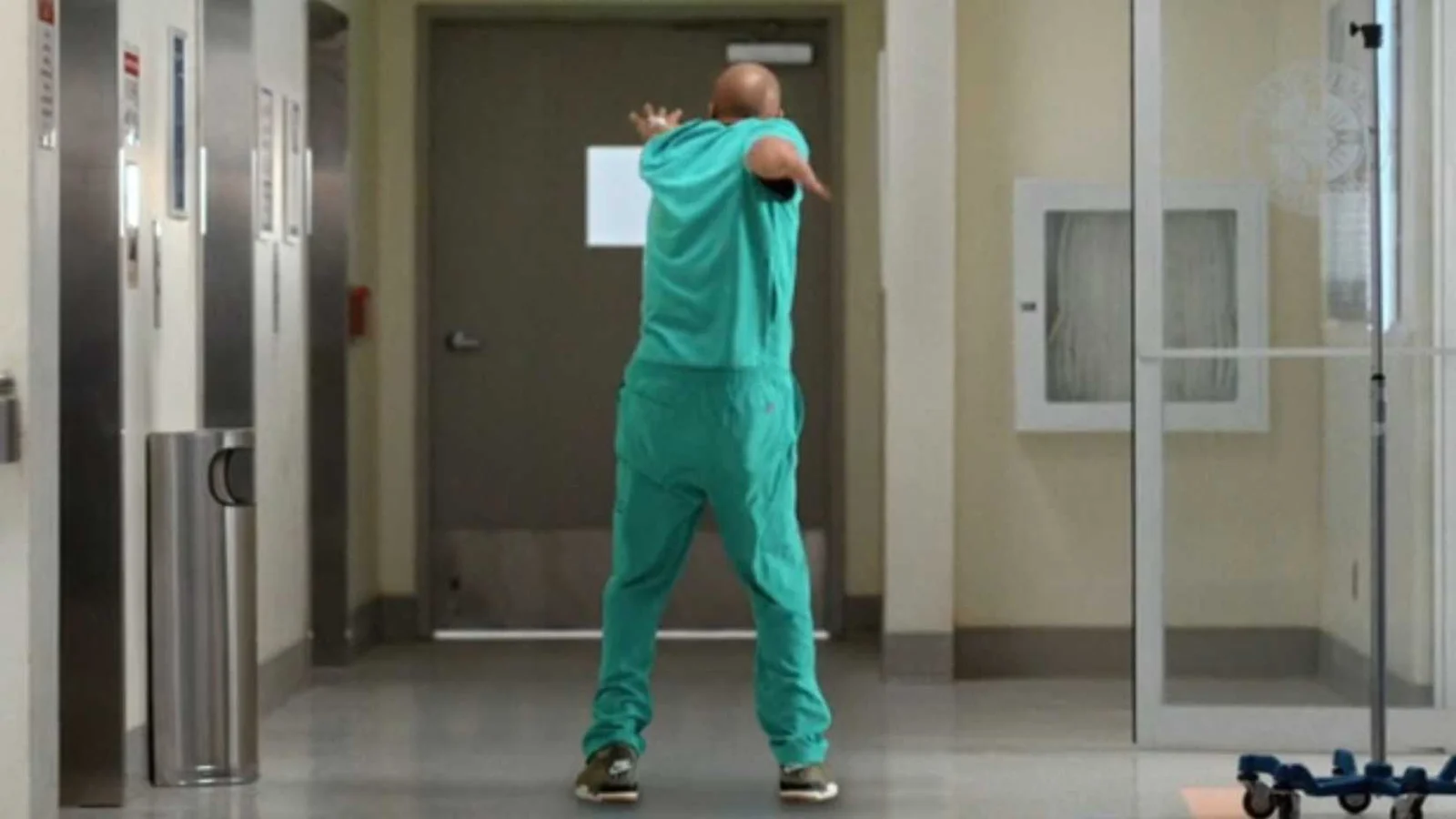 Revival de Malcolm in the Middle lidera tendência de séries nostálgicas na TV em 2026