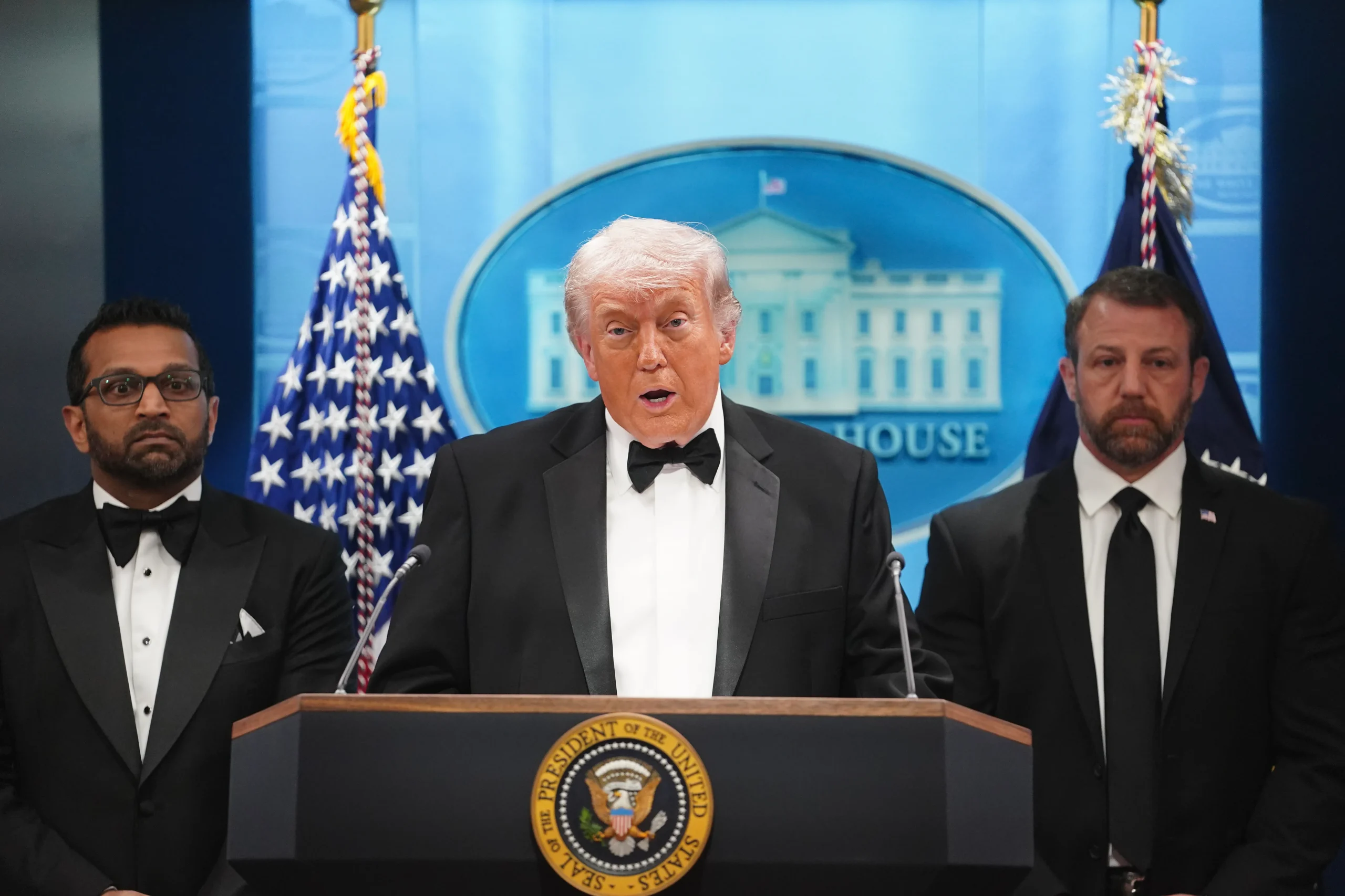 Trump usa tentativa de ataque no White House Correspondents Dinner para defender construção do novo salão na Casa Branca