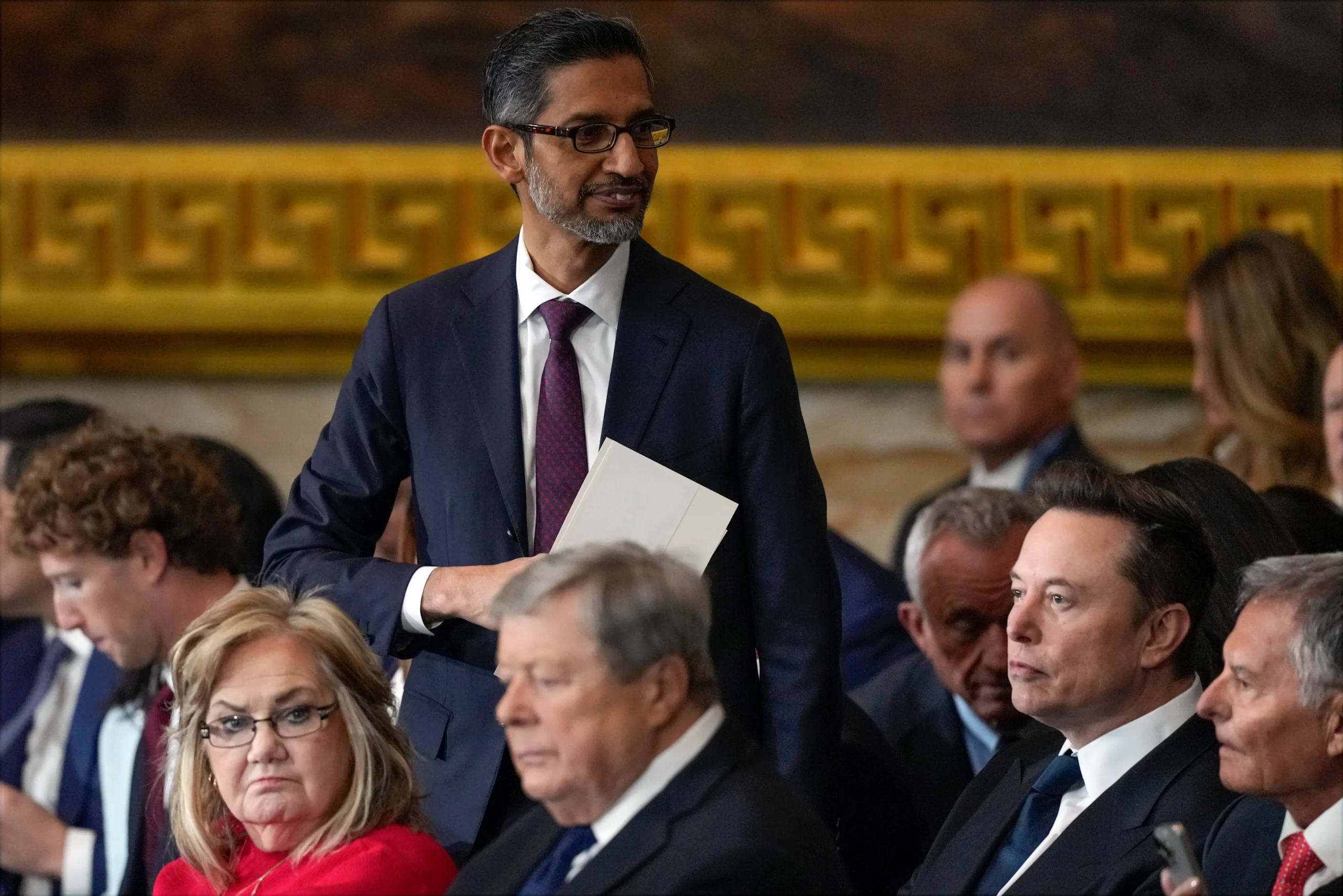 Funcionários do Google pedem a Sundar Pichai que impeça uso militar secreto da IA