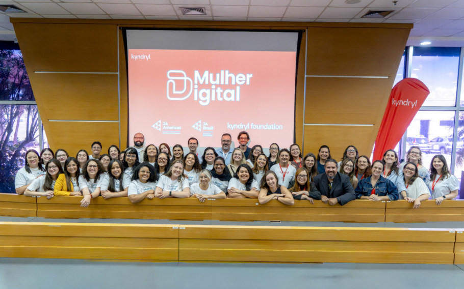 Programa Mulher Digital oferece bolsas para formação em tecnologia para jovens brasileiras