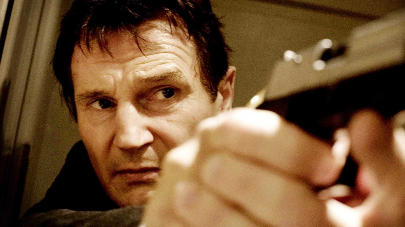 Liam Neeson revolucionou o cinema de ação com “Taken” antes do sucesso de “John Wick”