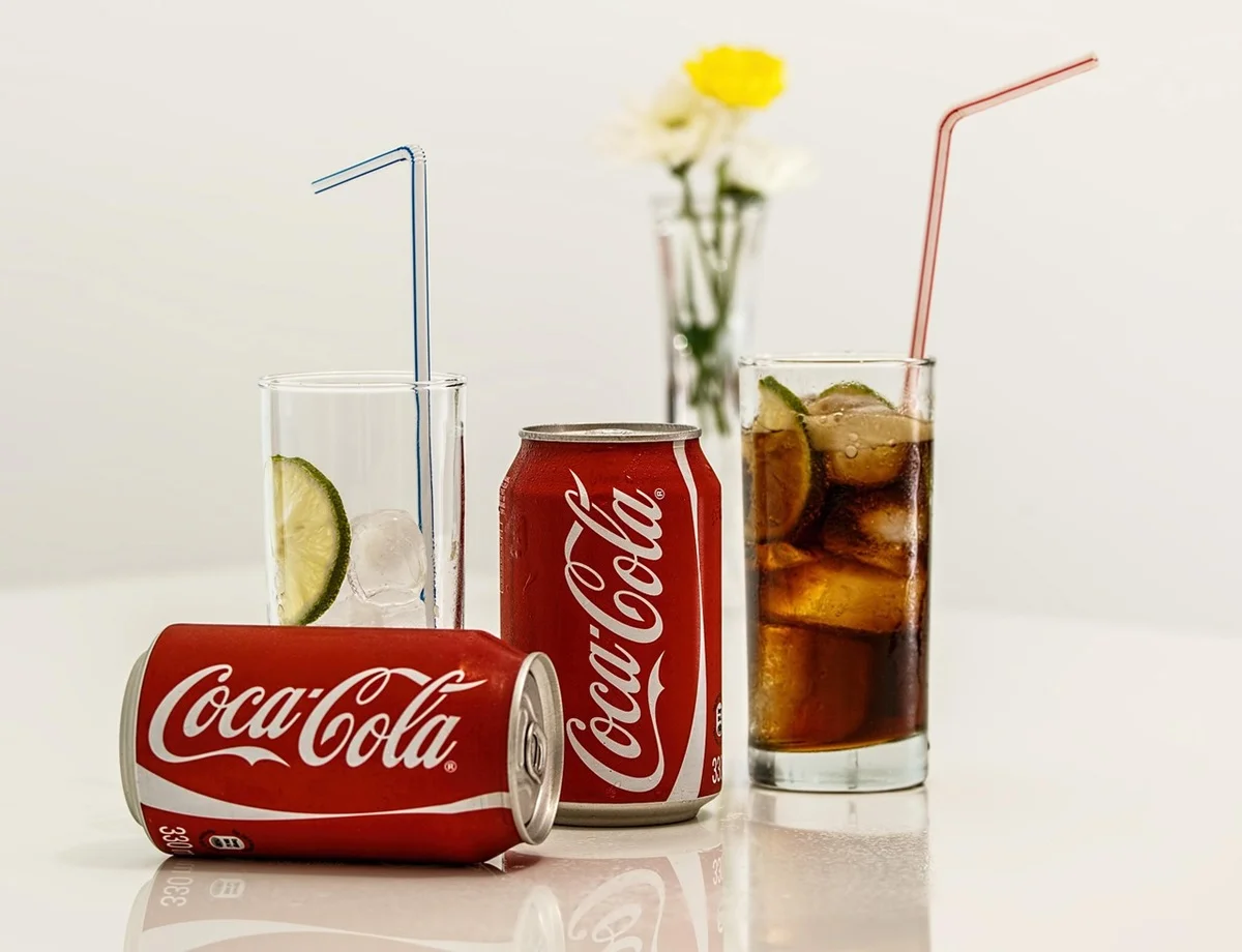 Fim da Coca-Cola 2 litros: entenda o impacto no preço para o consumidor