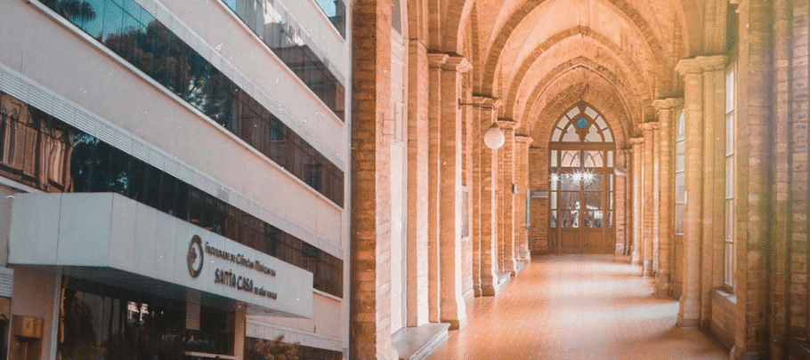 Santa Casa de São Paulo abre vestibular com mais de 300 bolsas de estudo para 2026