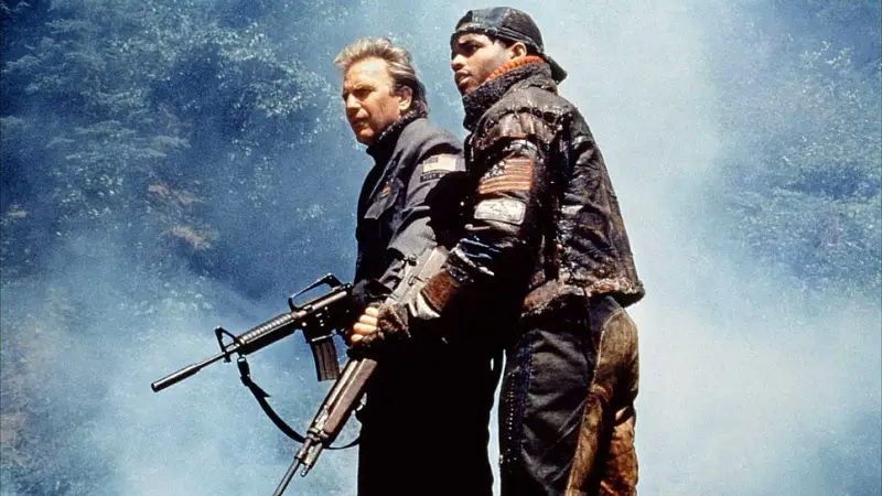 Filme Waterworld, estrelado por Kevin Costner, chega ao Netflix após famoso fracasso de bilheteria