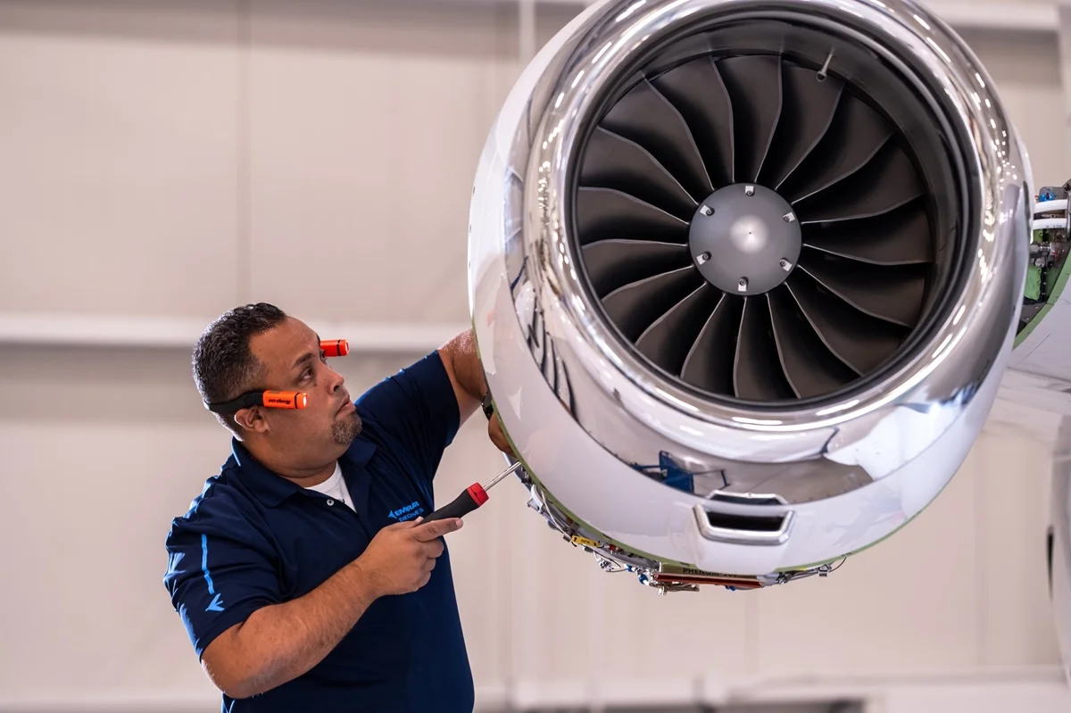 Embraer registra crescimento de 31% no primeiro trimestre e atinge receita recorde em 2026