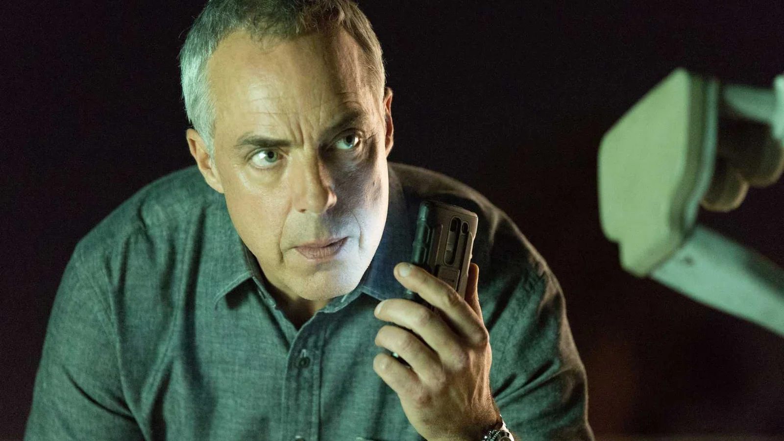 Stephen King destaca “Bosch” como a melhor série de ação no Prime Video, mas ignora “Reacher”