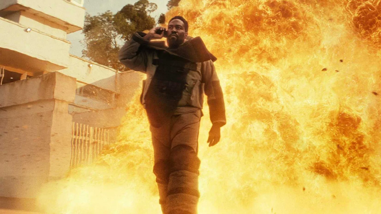 Netflix lança “Man on Fire” para preencher a espera pela 4ª temporada de “Reacher” no Prime Video