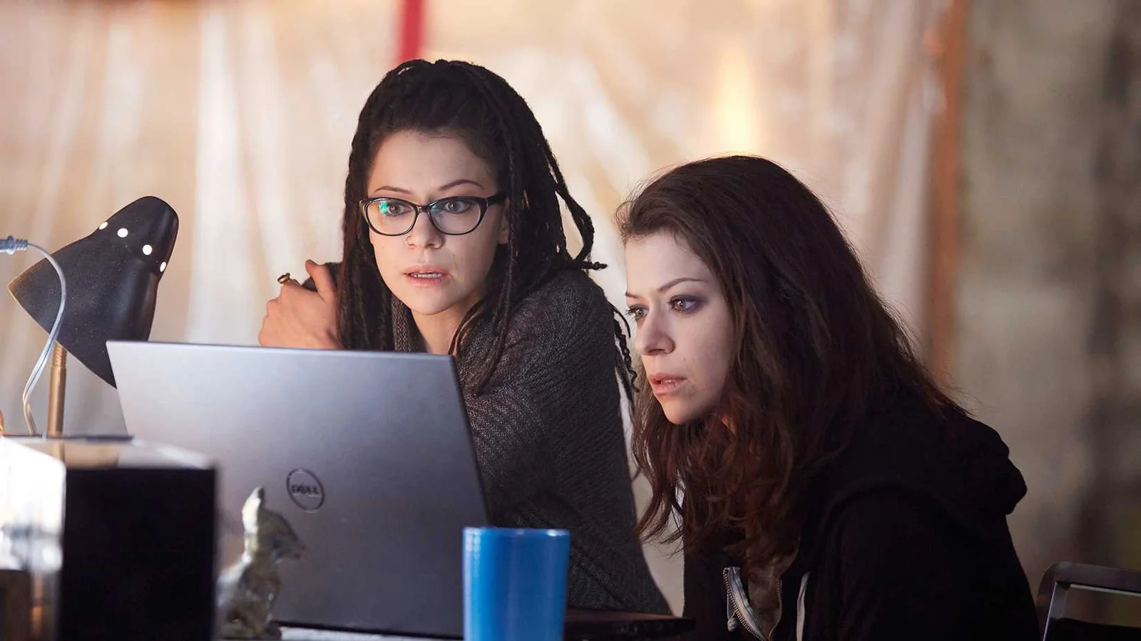 Série “Orphan Black” ganha destaque antes de estreia de nova comédia sombria com Tatiana Maslany