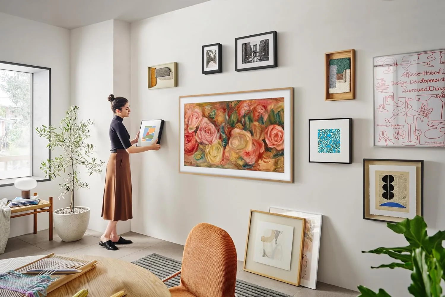 TVs artísticas da Samsung e Hisense têm descontos acima de 40% até 26 de junho