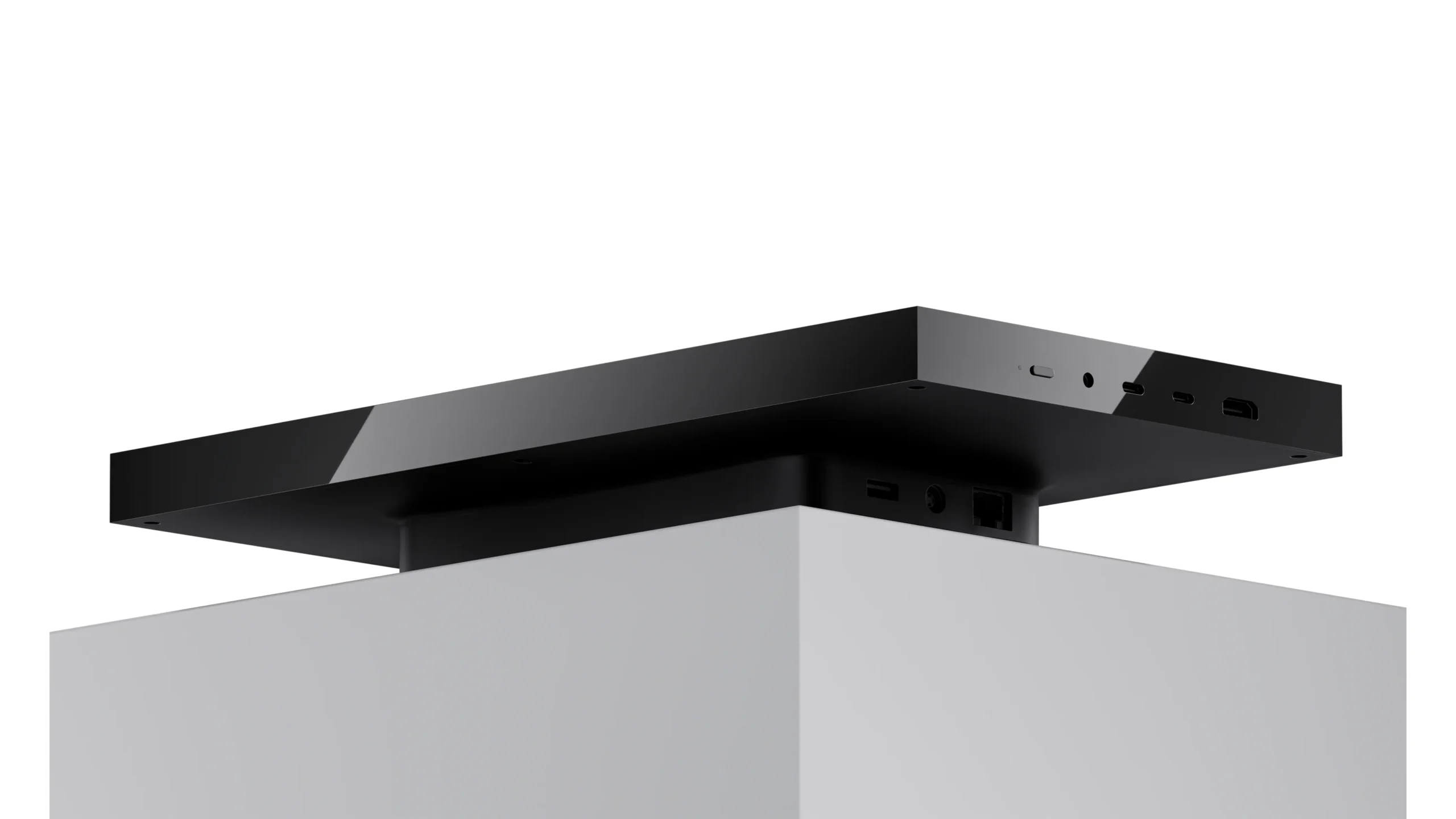 Microsoft lança mini Surface RTX Spark Dev Box para desenvolvimento local de IA
