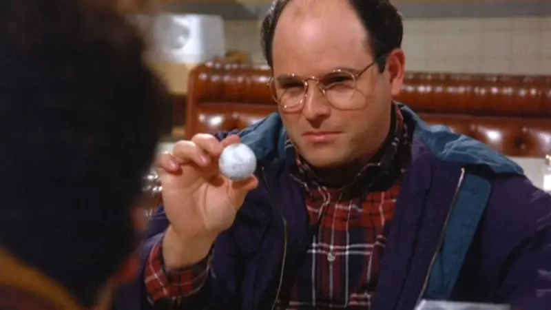 A frase mais marcante de George Costanza em Seinfeld completa 32 anos e segue viva na memória dos fãs
