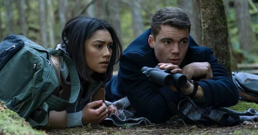 Netflix confirma retorno da atriz Luciane Buchanan para a última temporada de The Night Agent