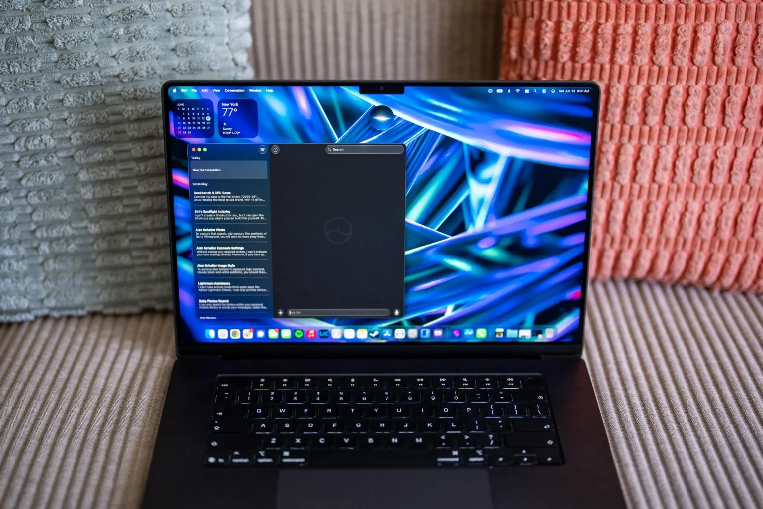 Primeiras 24 horas com a Siri AI no Mac mostram avanços e limitações evidentes