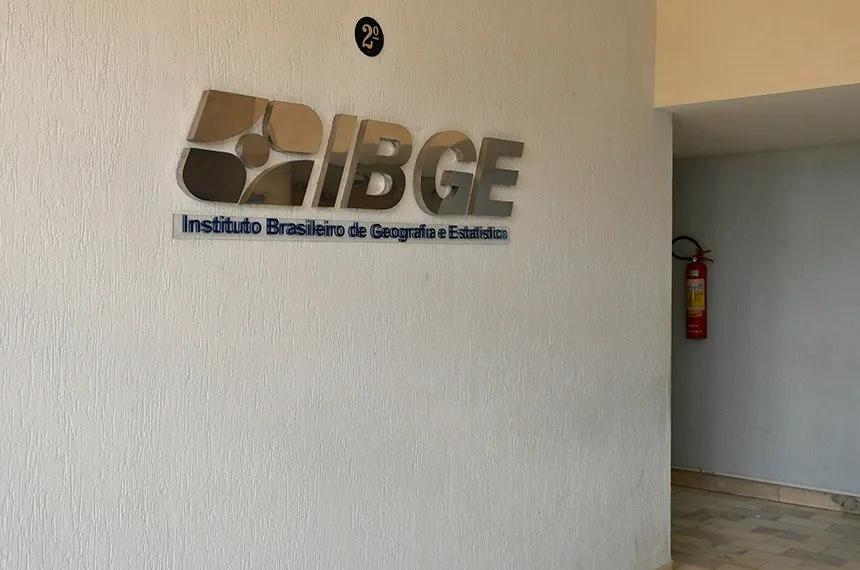 Concurso IBGE 2026 oferece 1.414 vagas temporárias com salários de até R$ 5.255,40; inscrições começam dia 17 de junho