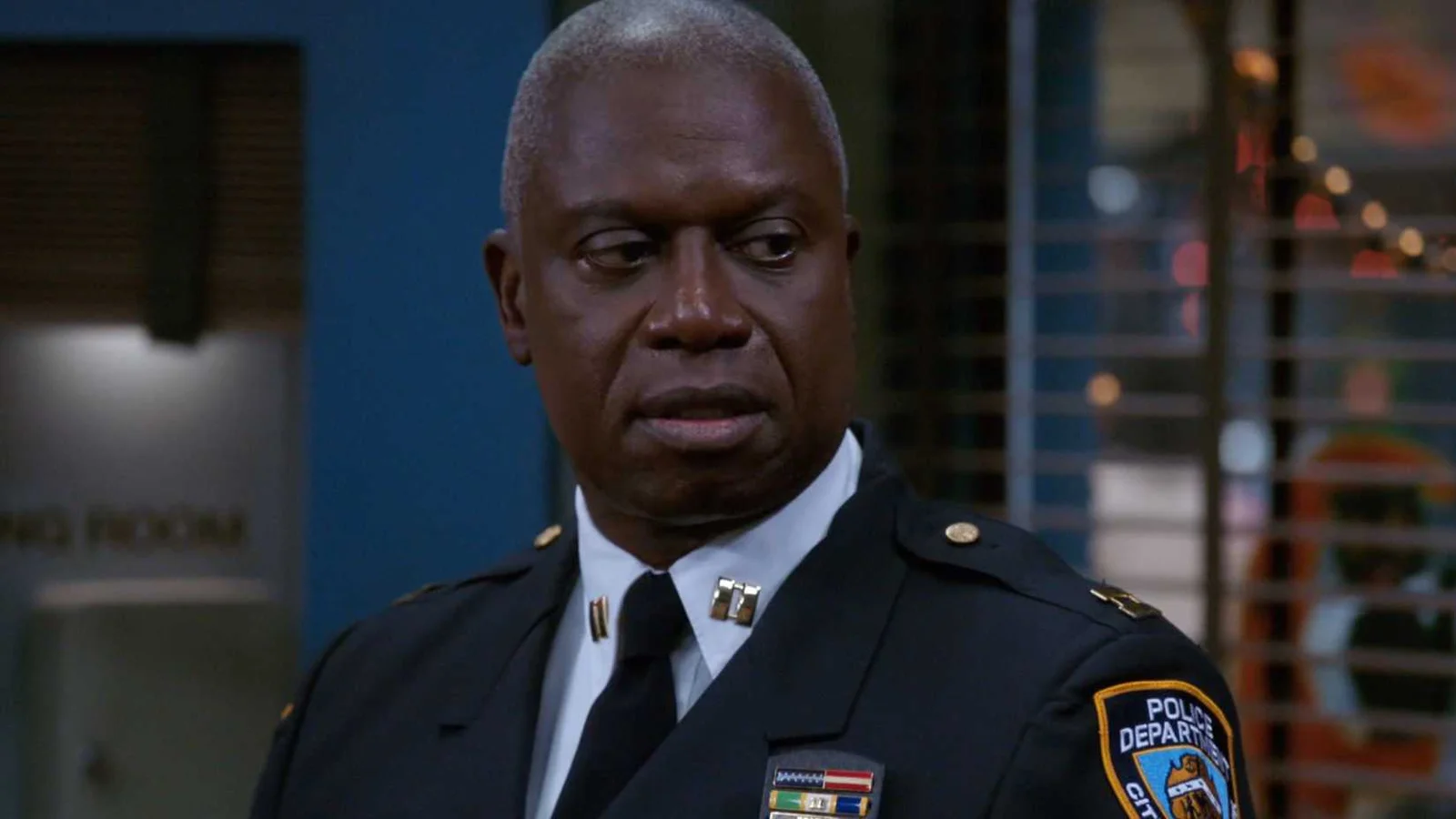 A frase mais chocante de Brooklyn Nine-Nine continua causando impacto nove anos depois