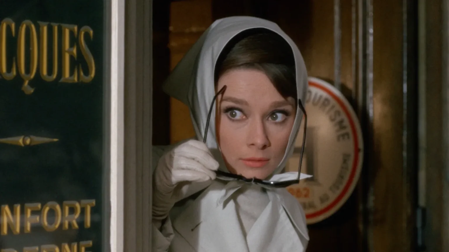 Lançamento em 4K de Charade reforça legado de Audrey Hepburn após 63 anos