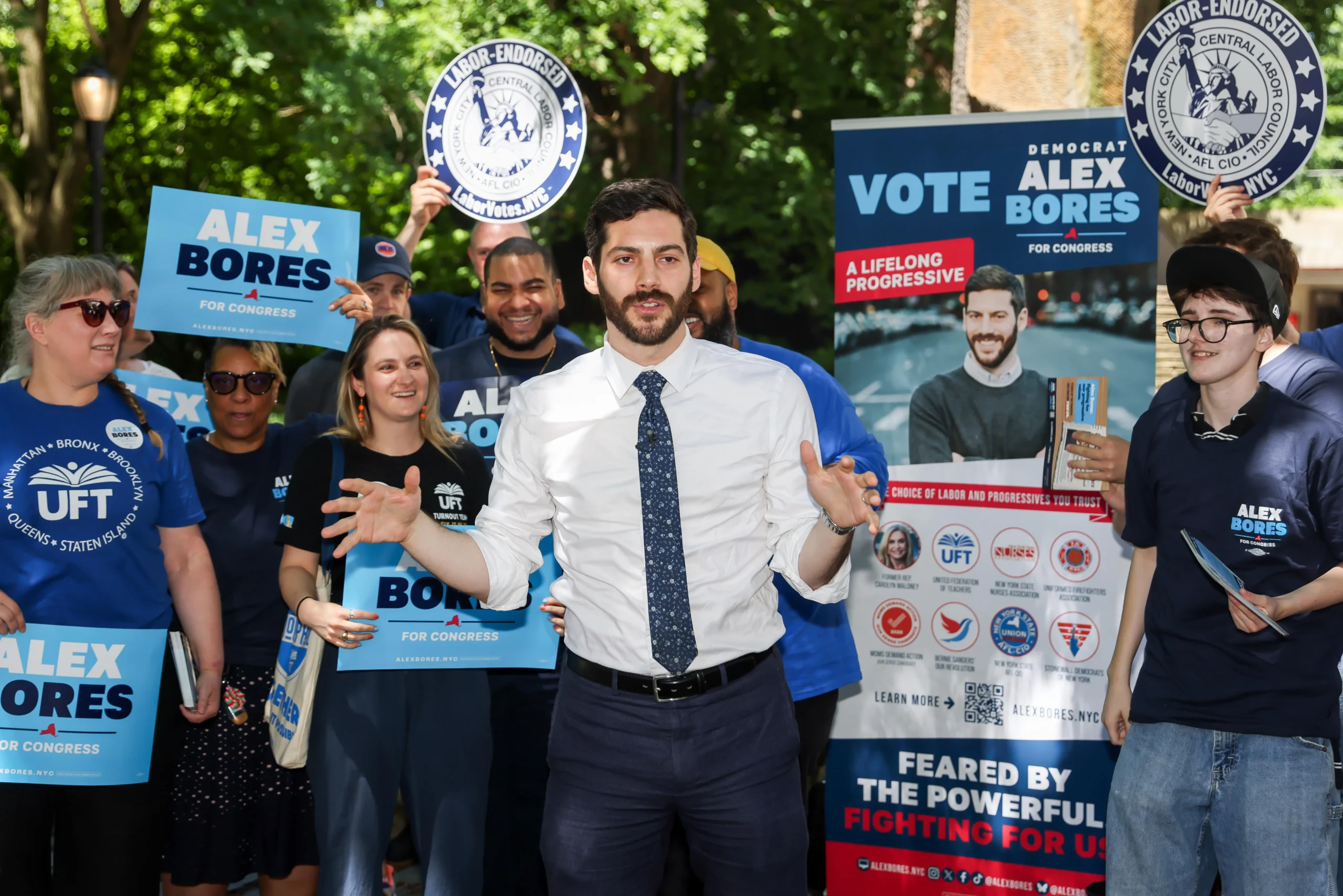 Super PACs corporativos de IA investem US$ 27 milhões em eleição local de Nova York