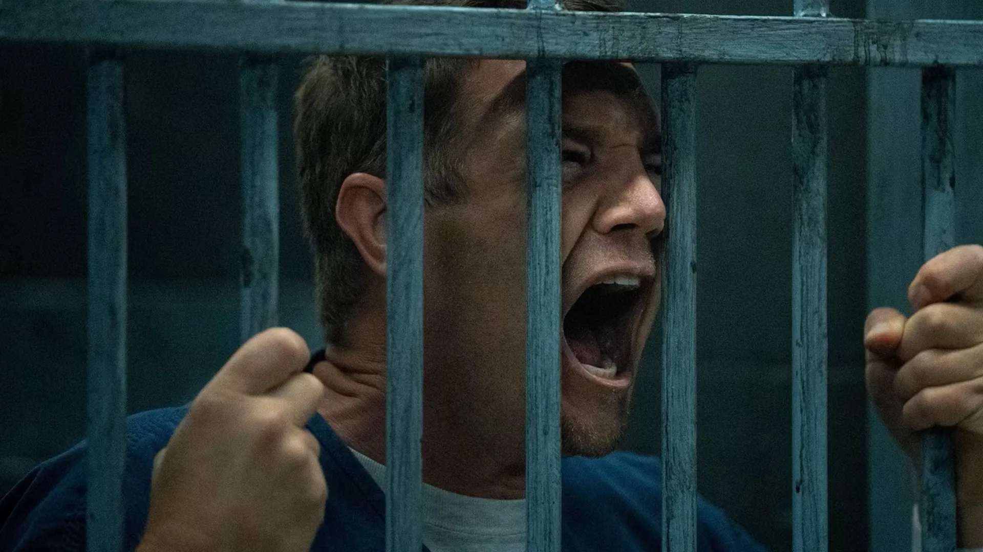 Taylor Sheridan lança livro e prepara última temporada de Mayor of Kingstown