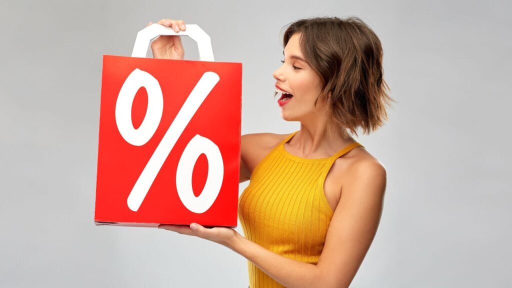 pessoa economizando