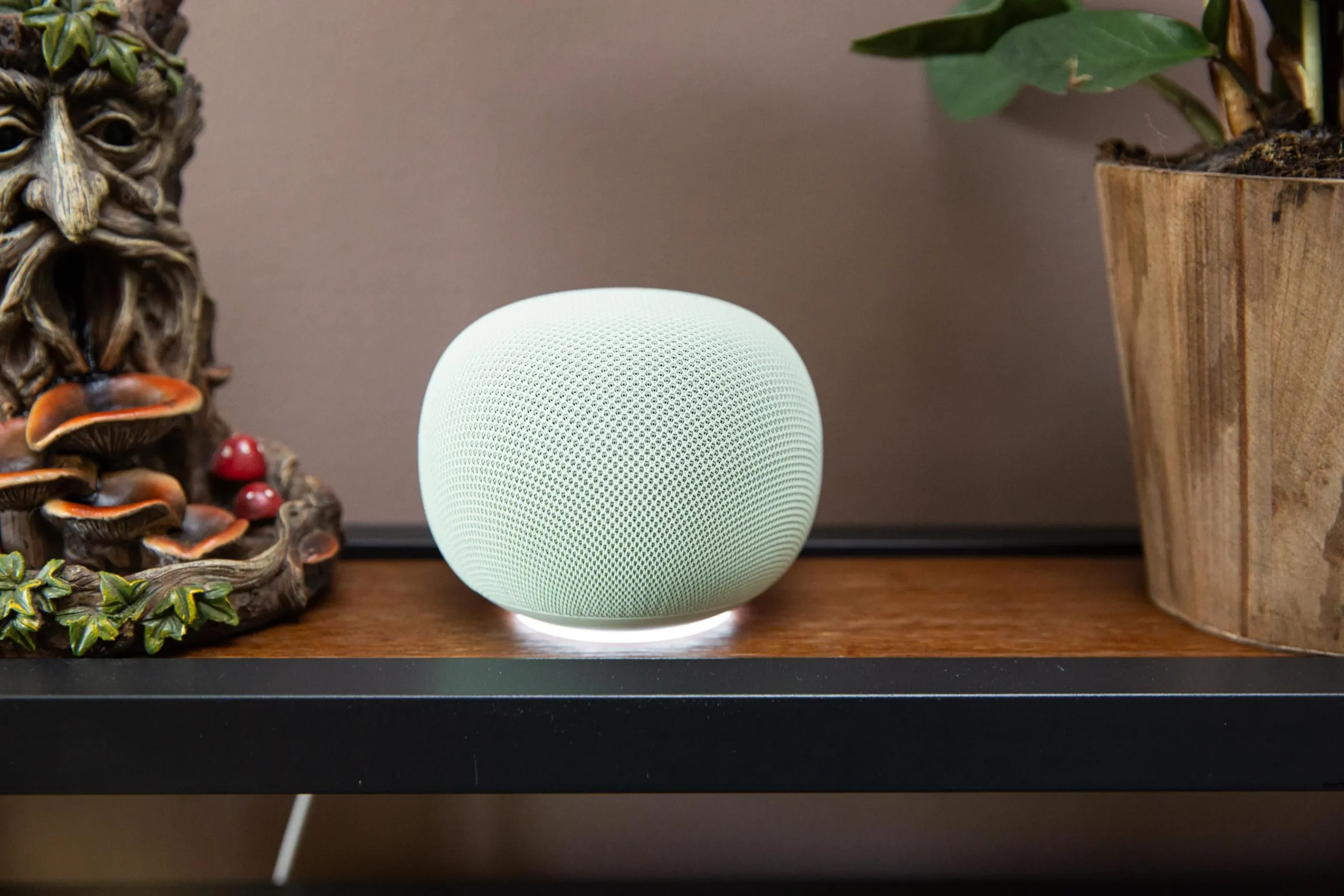 Google Home Speaker entrega ótimo design, mas assistente Gemini ainda desaponta
