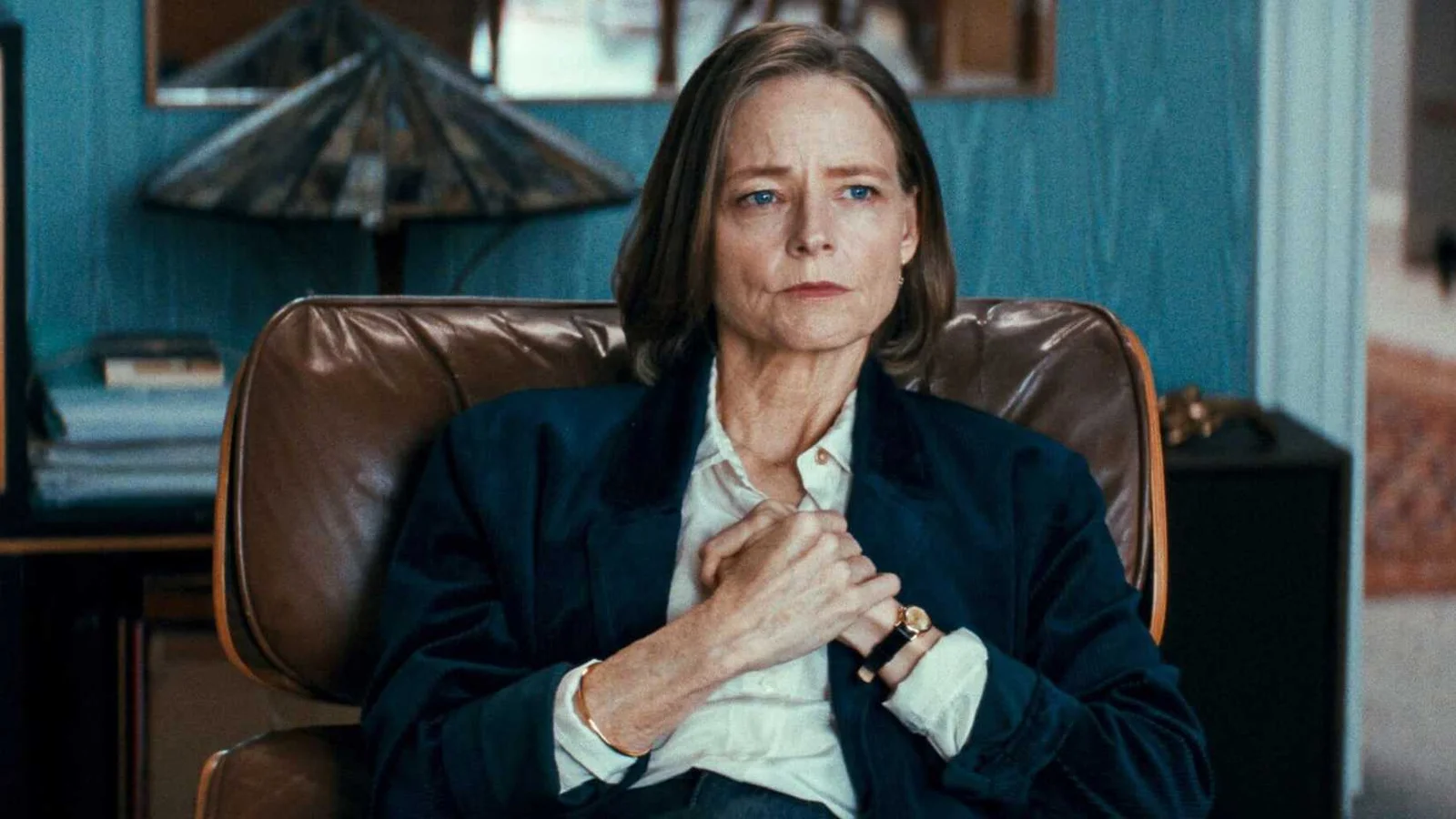 Jodie Foster levanta suspeita sobre uso de inteligência artificial no filme F1 de Brad Pitt