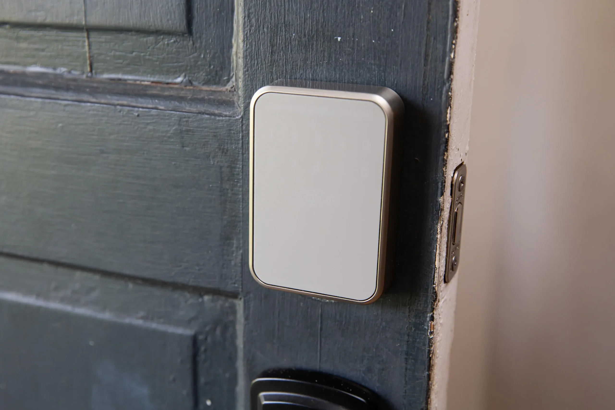 Schlage Sense Pro traz desbloqueio sem mãos com ultra-wideband, mas só para Apple por enquanto