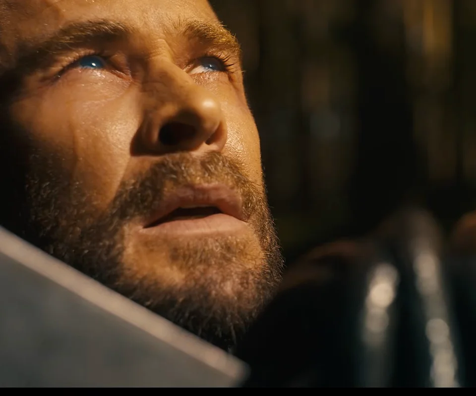 Novo resumo oficial de Avengers: Doomsday revela elenco dos times dos Vingadores