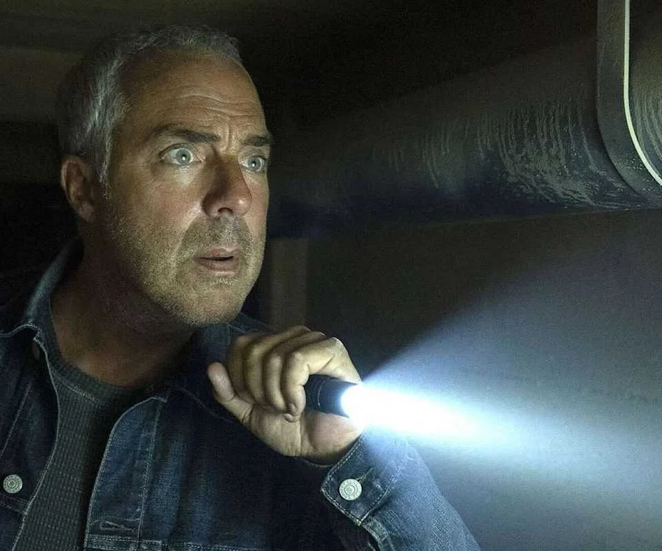 Titus Welliver revela detalhes que tornam o cancelamento de “Bosch: Legacy” ainda mais decepcionante