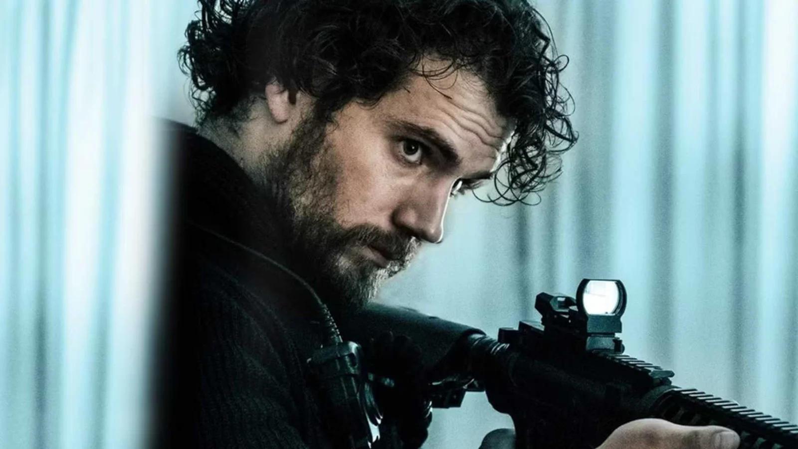 Filme de Ação com Henry Cavill que Flopou Será Removido do Streaming Gratuito em Breve