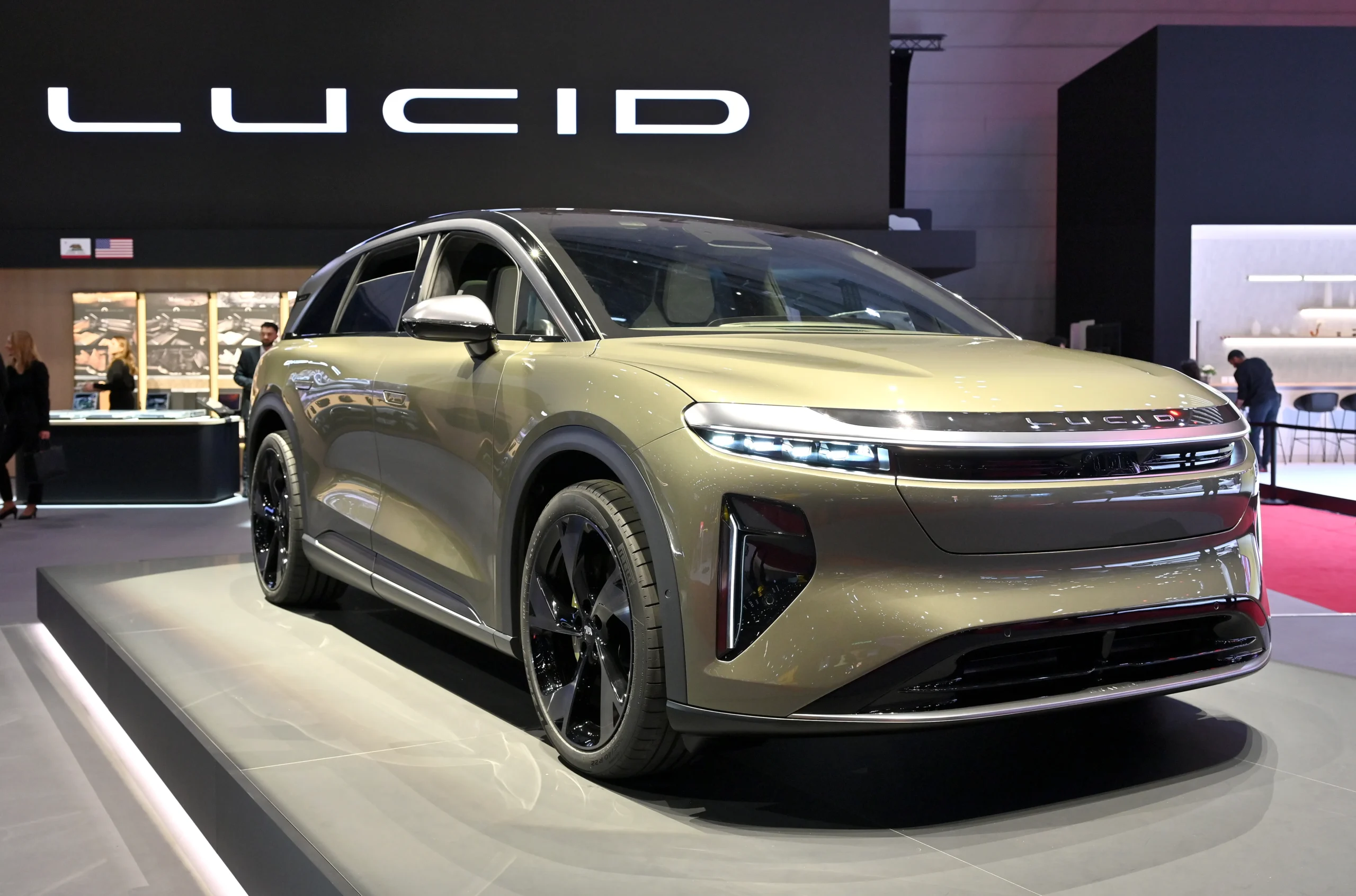 Rumores de falência abalam ações da Lucid e geram apreensão no setor de veículos elétricos
