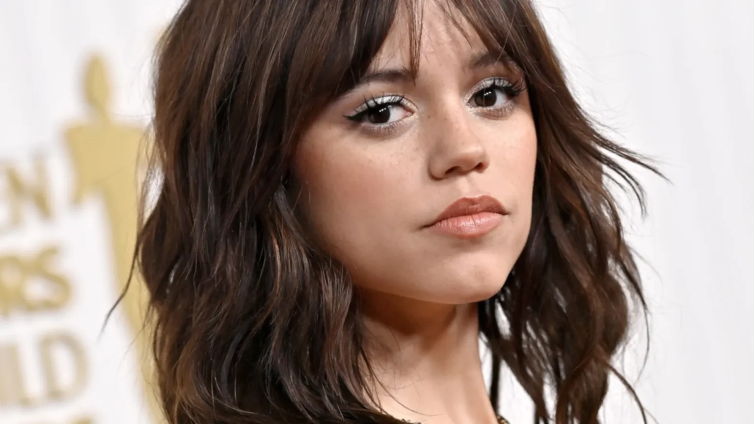 Filme de ficção científica de Jenna Ortega e J.J. Abrams tem estreia adiada para 2027