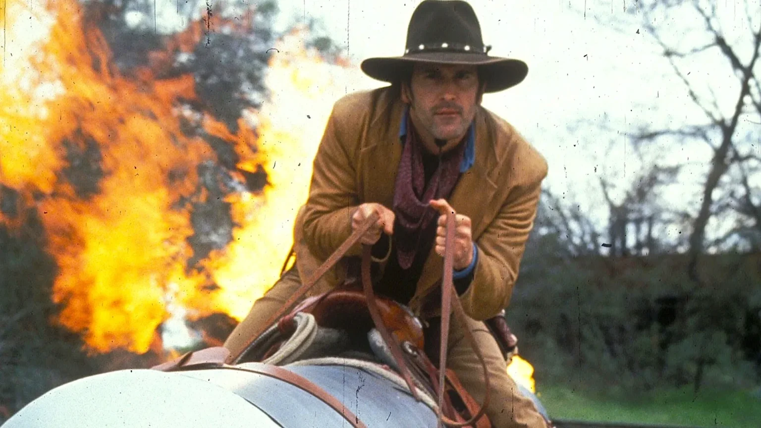Bruce Campbell retorna aos faroestes com lançamento de nova novela ambientada no século 19