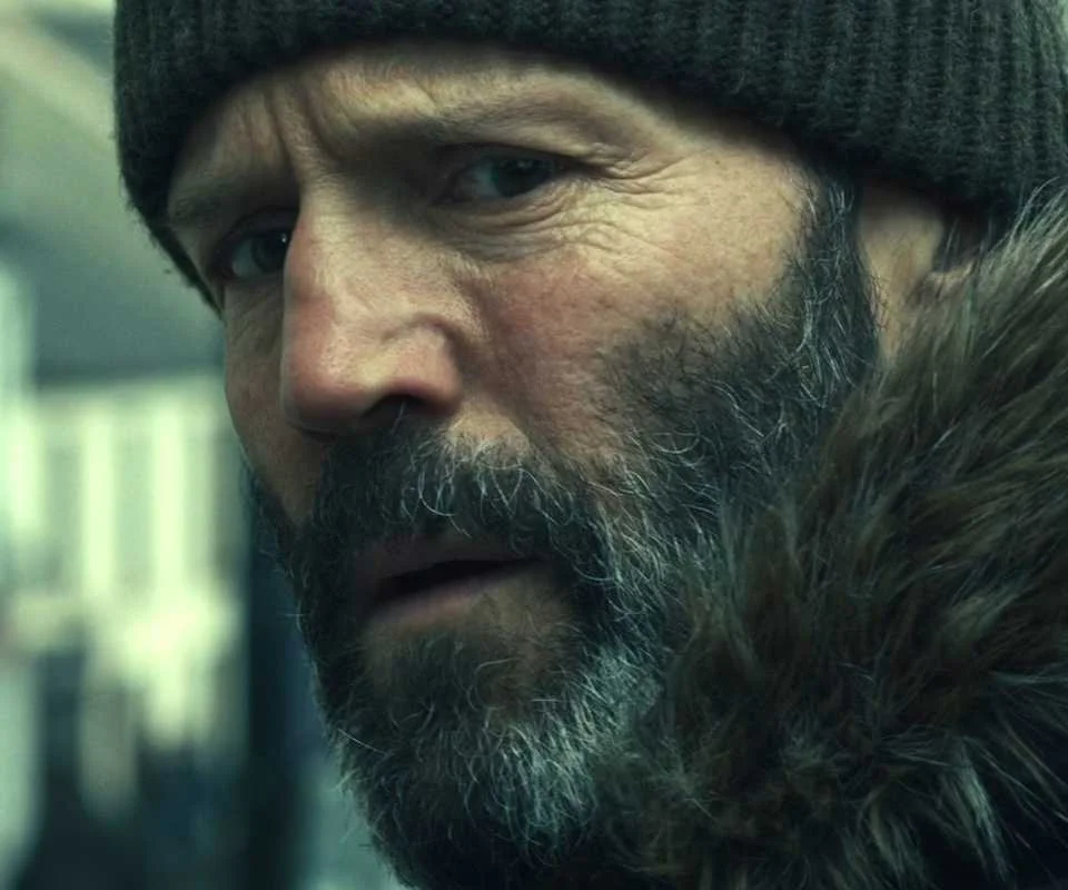 Jason Statham retoma o primeiro lugar no streaming com thriller de ação Shelter