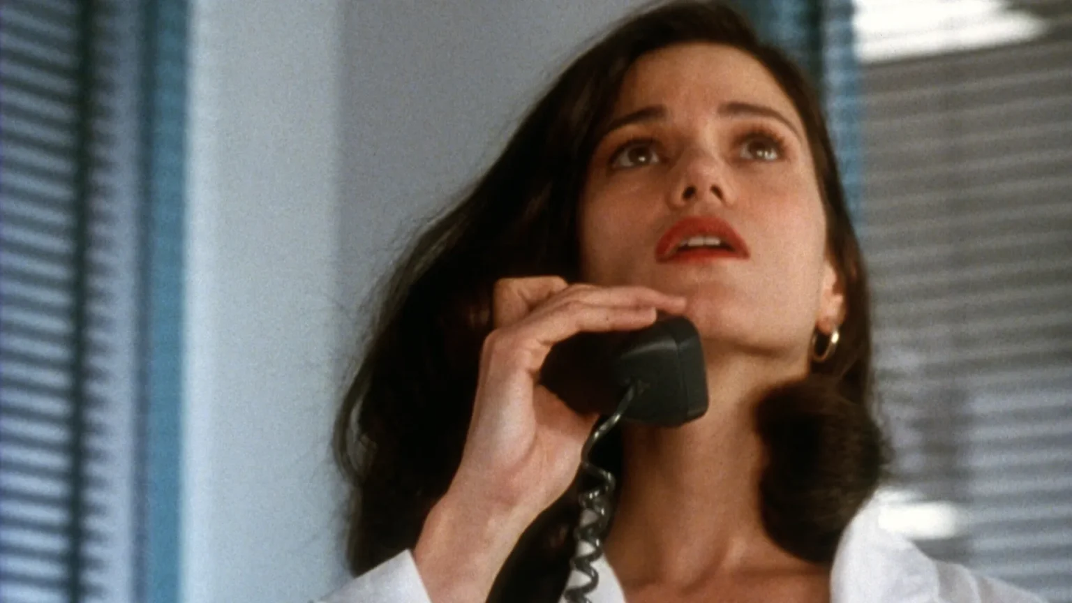 As 10 Melhores Produções Eróticas dos Anos 90 que Marcaram o Cinema