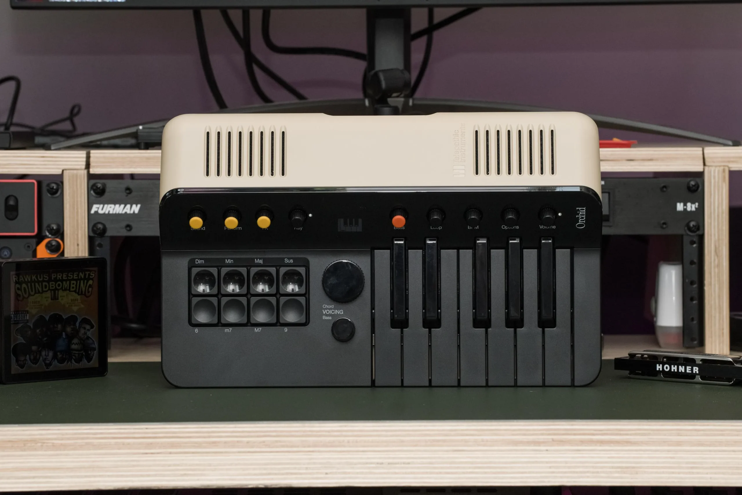 Orchid: o sintetizador vintage e descomplicado para compositores modernos