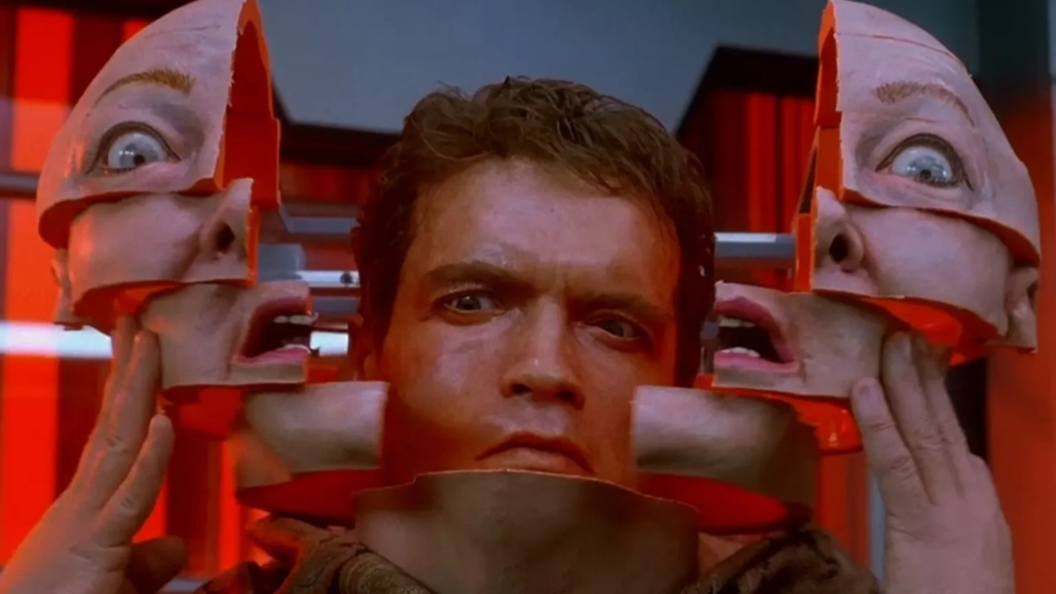 Steven Spielberg quase fez Minority Report como sequência de Total Recall com Arnold Schwarzenegger