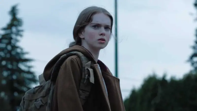Mike Flanagan traz nova versão de Carrie com mudanças e referências ao seu sucesso na Netflix