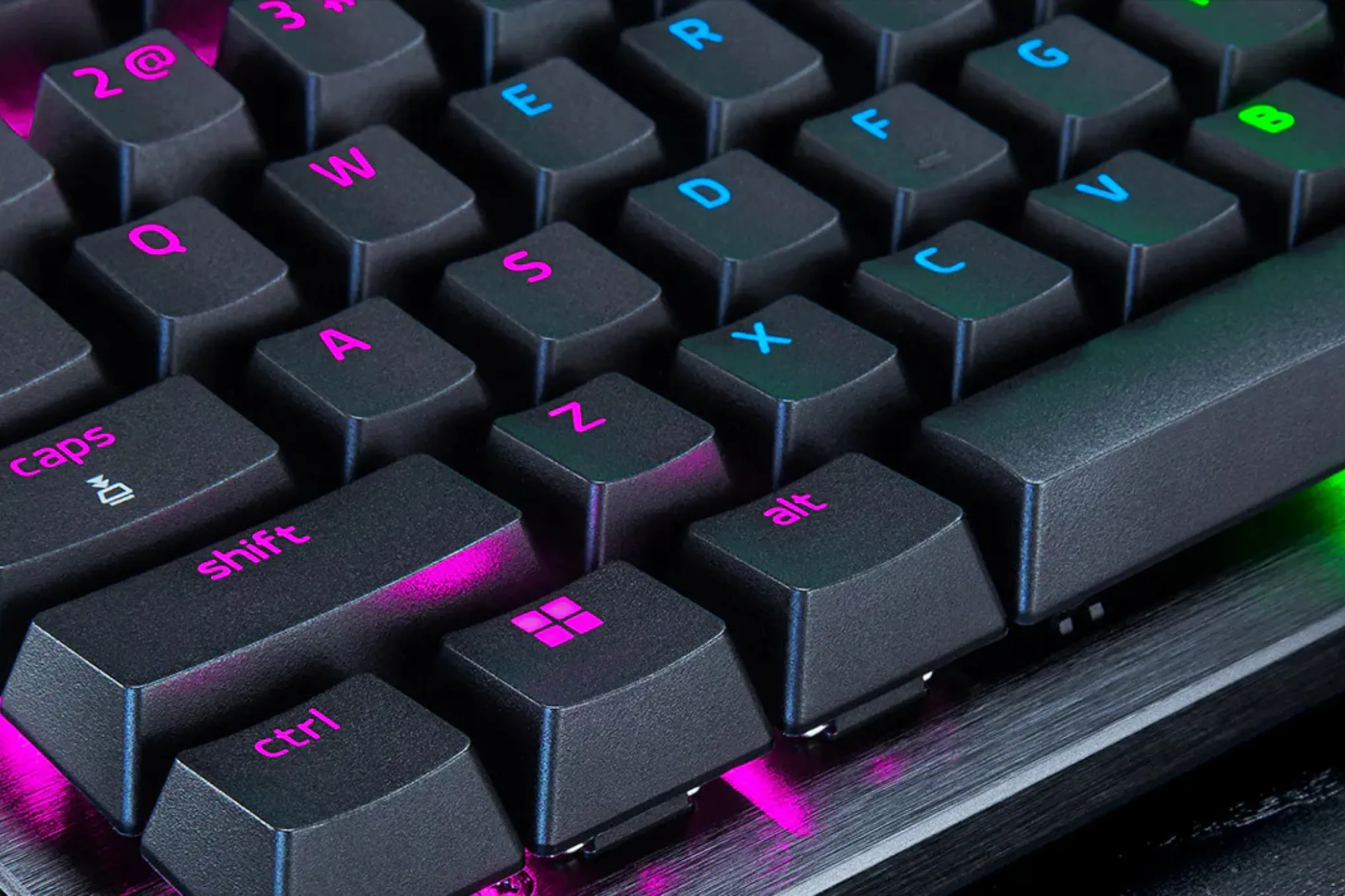 Teclado gamer Razer Huntsman V3 Pro TKL está com desconto superior a 20% na Amazon