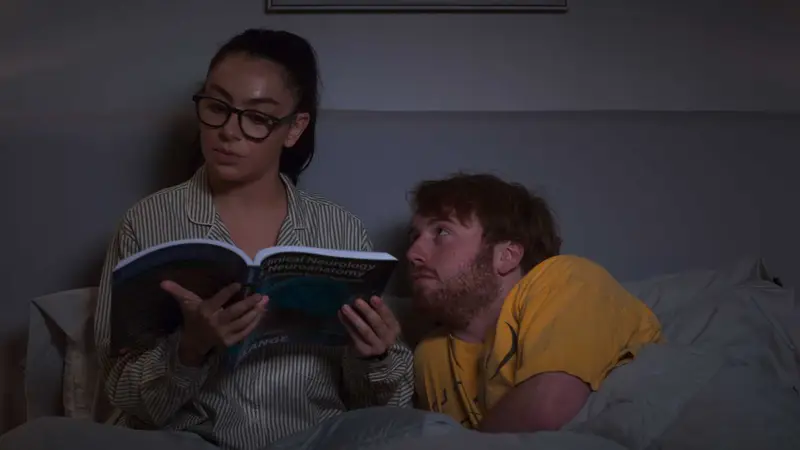 Olivia Wilde e Cooper Hoffman estrelam filme ousado que defende liberdade sexual da Geração Z